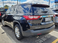 Used 2021  Chevrolet Traverse FWD 4dr LT Cloth w&sol;1LT at CarloanExpress&period;Com near Hampton&comma; VA