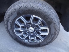 Used 2024  Chevrolet Colorado 4WD Crew Cab Z71 at CarloanExpress&period;Com near Hampton&comma; VA