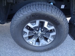 Used 2021  Toyota Tacoma 4WD Double Cab 5' Bed V6 &lpar;Natl&rpar; at CarloanExpress&period;Com near Hampton&comma; VA
