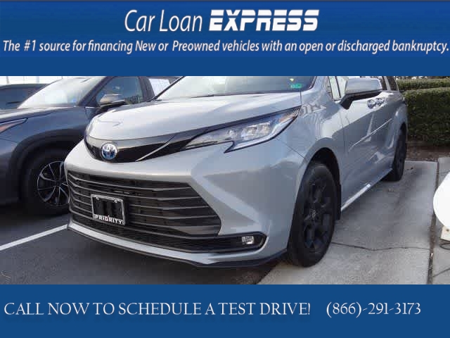 Used 2025  Toyota Sienna AWD 7-Passenger &lpar;Natl&rpar; at CarloanExpress&period;Com near Hampton&comma; VA