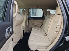 Used 2020  Jeep Grand Cherokee Laredo E 4x4 at CarloanExpress.Com near Hampton, VA