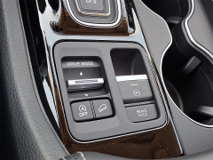 New 2025  Honda Pilot Touring&plus; AWD at CarloanExpress&period;Com near Hampton&comma; VA