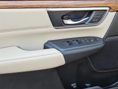 Used 2019  Honda CR-V 4d SUV AWD Touring at CarloanExpress&period;Com near Hampton&comma; VA