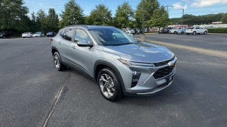 Used 2025  Chevrolet Trax FWD 4dr LT at CarloanExpress&period;Com near Hampton&comma; VA