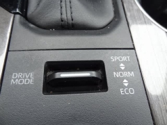 Used 2020  Toyota Highlander AWD (Natl) at CarloanExpress.Com near Hampton, VA