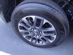 Used 2025  Toyota Tundra 4WD Limited CrewMax 5&period;5ft Bed at CarloanExpress&period;Com near Hampton&comma; VA