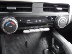 Used 2025  Toyota Tacoma 4WD Double Cab Bed &lpar;Natl&rpar; at CarloanExpress&period;Com near Hampton&comma; VA