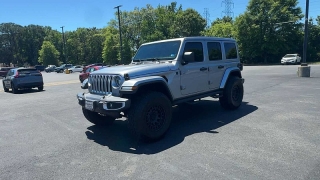 Used 2020  Jeep Wrangler Unlimited Sahara 4x4 at CarloanExpress&period;Com near Hampton&comma; VA