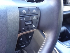 Used 2025  Toyota Crown Signia AWD &lpar;Natl&rpar; at CarloanExpress&period;Com near Hampton&comma; VA