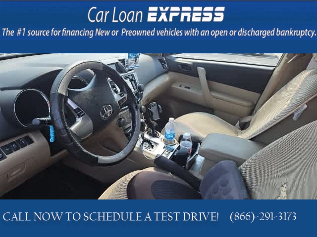 Used 2013  Toyota Highlander 4WD 4dr V6 (Natl) at CarloanExpress.Com near Hampton, VA