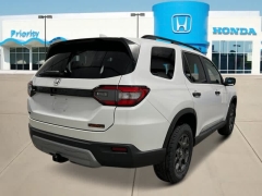 New 2025  Honda Pilot TrailSport AWD at CarloanExpress.Com near Hampton, VA
