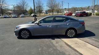 Used 2024  Nissan Altima 2&period;5 SV Sedan at CarloanExpress&period;Com near Hampton&comma; VA