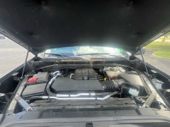 Used 2022  Chevrolet Silverado 1500 4WD Crew Cab 147" Custom at CarloanExpress.Com near Hampton, VA