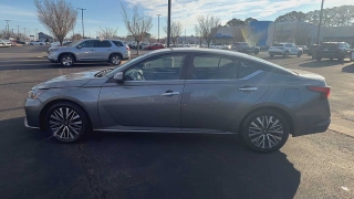 Used 2023  Nissan Altima 2&period;5 SV Sedan at CarloanExpress&period;Com near Hampton&comma; VA