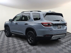 Used 2025  Honda Pilot TrailSport AWD at CarloanExpress&period;Com near Hampton&comma; VA