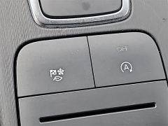 Used 2020  Ford Escape 4d SUV AWD SE at CarloanExpress.Com near Hampton, VA