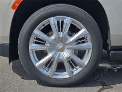 Used 2022  Chevrolet Tahoe 4WD 4dr High Country at CarloanExpress.Com near Hampton, VA