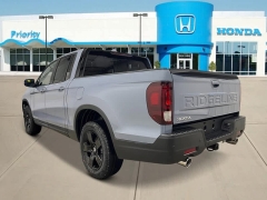New 2026  Honda Ridgeline Black Edition AWD at CarloanExpress.Com near Hampton, VA