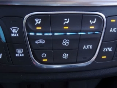 Used 2019  Chevrolet Traverse AWD 4dr High Country w&sol;2LZ at CarloanExpress&period;Com near Hampton&comma; VA