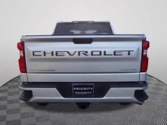 Used 2020  Chevrolet Silverado 1500 4WD Crew Cab 147" Custom at CarloanExpress.Com near Hampton, VA