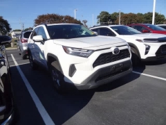Used 2022  Toyota RAV4 XLE AWD at CarloanExpress.Com near Hampton, VA