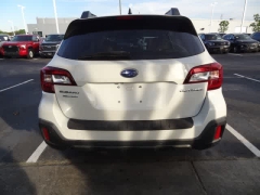 Used 2019  Subaru Outback 4d SUV 2&period;5i Limited at CarloanExpress&period;Com near Hampton&comma; VA