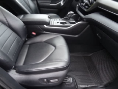 Used 2021  Toyota Highlander XLE AWD at CarloanExpress&period;Com near Hampton&comma; VA