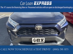 Used 2020  Toyota RAV4 4d SUV AWD XLE Premium at CarloanExpress.Com near Hampton, VA