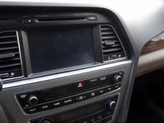 Used 2017  Hyundai Sonata Limited 2&period;4L PZEV at CarloanExpress&period;Com near Hampton&comma; VA