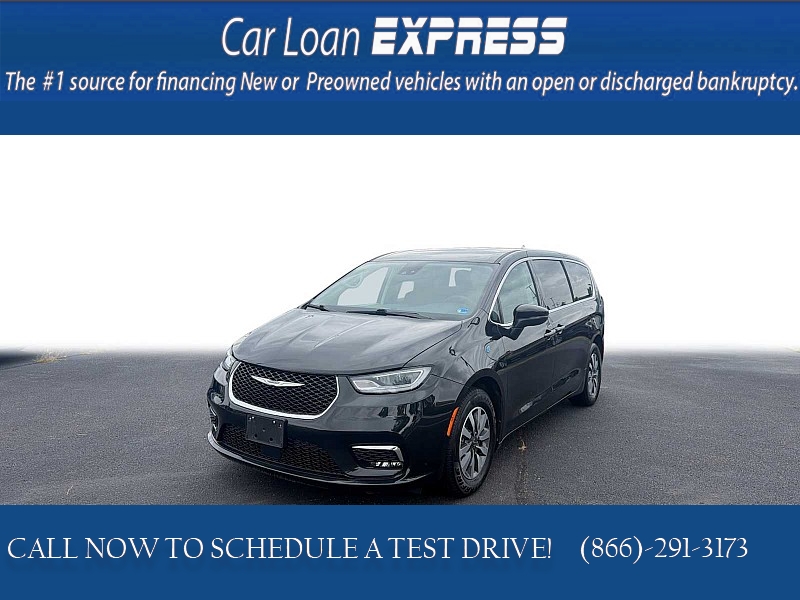 Used 2023  Chrysler Pacifica Hybrid Touring L FWD at CarloanExpress&period;Com near Hampton&comma; VA
