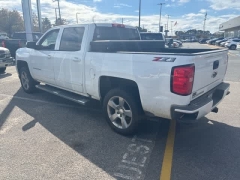 Used 2018  Chevrolet Silverado 1500 4WD Crew Cab 143.5" LT w/2LT at CarloanExpress.Com near Hampton, VA