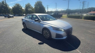 Used 2025  Nissan Altima SV FWD at CarloanExpress&period;Com near Hampton&comma; VA