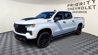 Used 2022  Chevrolet Silverado 1500 4WD Crew Cab 147" LT Trail Boss at CarloanExpress&period;Com near Hampton&comma; VA