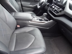 Used 2020  Toyota Highlander 4d SUV AWD Platinum at CarloanExpress.Com near Hampton, VA