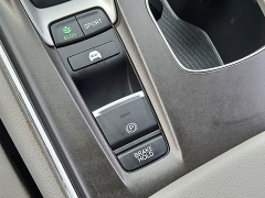 Used 2019  Honda Accord Hybrid 4d Sedan at CarloanExpress&period;Com near Hampton&comma; VA