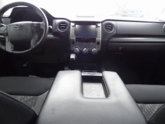 Used 2021  Toyota Tundra 2WD SR5 CrewMax 5&period;5' Bed 5&period;7L &lpar;Natl&rpar; at CarloanExpress&period;Com near Hampton&comma; VA