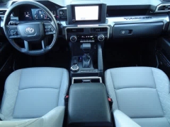 Used 2025  Toyota Tacoma 4WD Double Cab Bed &lpar;Natl&rpar; at CarloanExpress&period;Com near Hampton&comma; VA