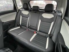 Used 2025  Volkswagen Taos SEL 4MOTION at CarloanExpress.Com near Hampton, VA