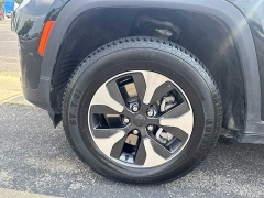 Used 2024  Jeep Grand Cherokee 4xe 4x4 at CarloanExpress&period;Com near Hampton&comma; VA