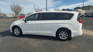 Used 2023  Chrysler Pacifica Touring L FWD at CarloanExpress&period;Com near Hampton&comma; VA