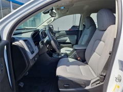 Used 2022  Chevrolet Colorado 2WD Crew Cab 128" Work Truck at CarloanExpress.Com near Hampton, VA