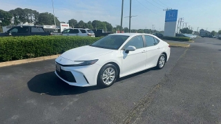 Used 2025  Toyota Camry &lpar;Natl&rpar; at CarloanExpress&period;Com near Hampton&comma; VA