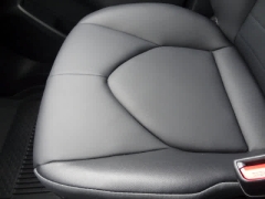 Used 2026  Toyota Highlander AWD &lpar;Natl&rpar; at CarloanExpress&period;Com near Hampton&comma; VA