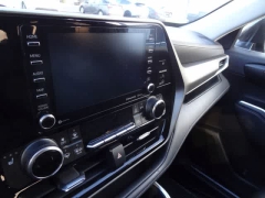 Used 2021  Toyota Highlander XLE AWD at CarloanExpress&period;Com near Hampton&comma; VA