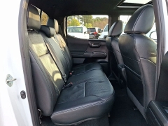 Used 2020  Toyota Tacoma 4WD Double Cab 5' Bed V6 &lpar;Natl&rpar; at CarloanExpress&period;Com near Hampton&comma; VA