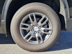 Used 2025  GMC Acadia FWD 4dr Elevation at CarloanExpress&period;Com near Hampton&comma; VA