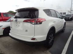 Used 2018  Toyota RAV4 LE AWD &lpar;Natl&rpar; at CarloanExpress&period;Com near Hampton&comma; VA