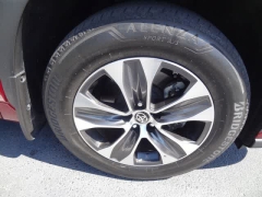 Used 2023  Toyota Highlander FWD &lpar;Natl&rpar; at CarloanExpress&period;Com near Hampton&comma; VA