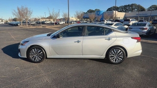 Used 2024  Nissan Altima 2&period;5 SV Sedan at CarloanExpress&period;Com near Hampton&comma; VA