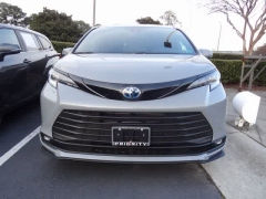 Used 2025  Toyota Sienna AWD 7-Passenger &lpar;Natl&rpar; at CarloanExpress&period;Com near Hampton&comma; VA